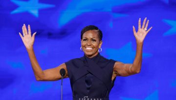 Michelle Obama (61 años): «Me levanto a las 4:30 para ir al gimnasio, hago sesiones de cinta de correr combinadas con trabajo de fuerza con pesas»