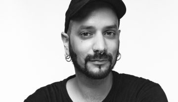 Xabier Rodrigues, maquillador: «Un labial oscuro, bien elegido, puede ser un acierto total en cualquier tipo de edad. Puede cambiar por completo tu look»