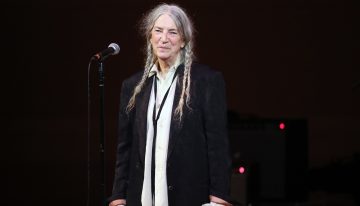 Razones para amar a Patti Smith (y no perderte ni su próximo concierto ni su próximo libro)