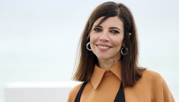 Maribel Verdú (55 años): «Camino muchísimo y entreno fuerza dos veces por semana. Allá donde esté, siempre encuentro la manera»