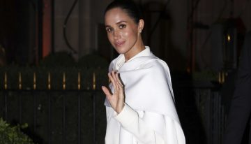No, Meghan Markle no tiene los mismos zapatos en todos los colores aunque lo parece (y no tendría nada de malo)