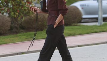 Las mujeres más elegantes del sur de España son expertas en combinar la chaqueta, 5 looks de otoño que lo demuestran