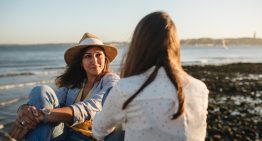 «Me trago todo y no digo nada, para no dañar la relación… pero me voy desgastando», por la experta en comunicación Aurora Michavila