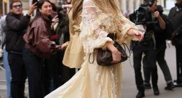 No es un jueves de novedades cualquiera porque Zara ha sacado las colección más bonita (y especial) del otoño, de la blusa romántica al mocasín infalible