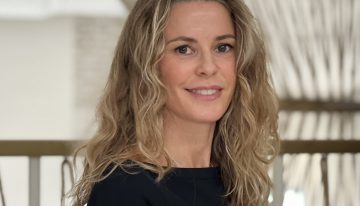 Rosi Fernández, estilista capilar: «A los 50 y a los 60 recomiendo cortes de pelo como el pixie largo o el bob a la clavícula porque aportan densidad y un efecto tensor en el rostro»