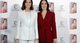 Isabel Preysler y Tamara Falcó, madre e hija que parecen hermanas, con dos looks infalibles a cualquier edad