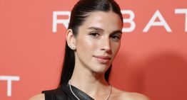Sandra Gago fue la más elegante de la fiesta anual de RABAT con un look minimalista inspirado en los años 90