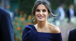 El día que la reina Letizia desafió su propia regla de estilo en los Premios Princesa de Asturias y dio una lección de moda con el vestido midi más elegante