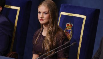 Los zetas sí escriben cartas: el homenaje analógico de Leonor durante su discurso en los Premios Princesa de Asturias