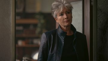 Emma Thompson sobre su nuevo thriller en Apple TV: «Me desgarré todos los músculos del cuerpo corriendo sobre arena mojada, Las expresiones de agonía son reales»
