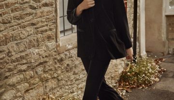 Ana Galeote, fisioterapeuta y antropóloga: «Puedes ser una persona activa, pero sedentaria. Una hora en el gimnasio no compensa las horas que pasamos sentados en el trabajo»