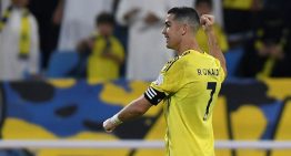 Cristiano Ronaldo no frena su marcha rumbo a los mil goles: metió uno para Al Nassr, llegó a los 950 y vuelve a alejarse en su mano a mano infernal con Messi Cristiano Ronaldo no frena su marcha rumbo a los mil goles: metió uno para Al Nassr, llegó a los 950 y vuelve a alejarse en su mano a mano infernal con Messi