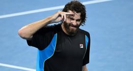 El polémico abandono del «gigante» Opelka en el Masters 1000 de París: no se presentó por un problema físico y entró como lucky loser El polémico abandono del «gigante» Opelka en el Masters 1000 de París: no se presentó por un problema físico y entró como lucky loser