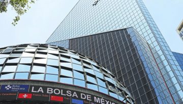 BMV sube tras reporte trimestral de América Móvil; acciones de Orbia se disparan 11.55%