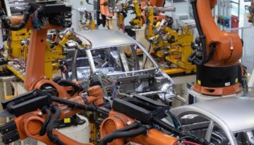 Baja la velocidad del crecimiento en las plantillas laborales de automotrices en Querétaro