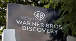 Warner Bros Discovery batea oferta de compra de Paramount por 60,000 millones de dólares