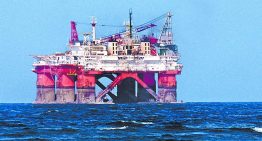 Petróleo cierra semana al alza ante temor por la oferta