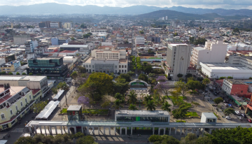 Hallan bolsas con cadáveres en capital de Guatemala
