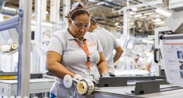 Lo que sabemos (hasta ahora) de la reforma de reducción de jornada laboral Lo que sabemos (hasta ahora) de la reforma de reducción de jornada laboral