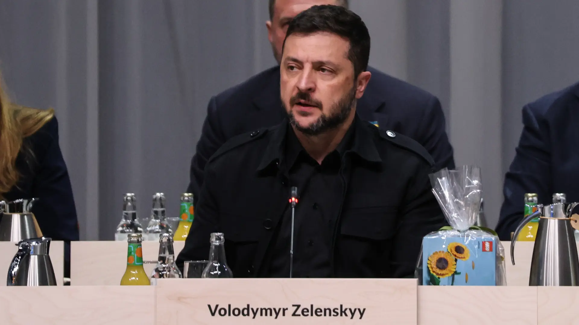 Zelenski dice a los líderes europeos que las incursiones de drones «pueden darse en cualquier parte» y ofrece su «experiencia»