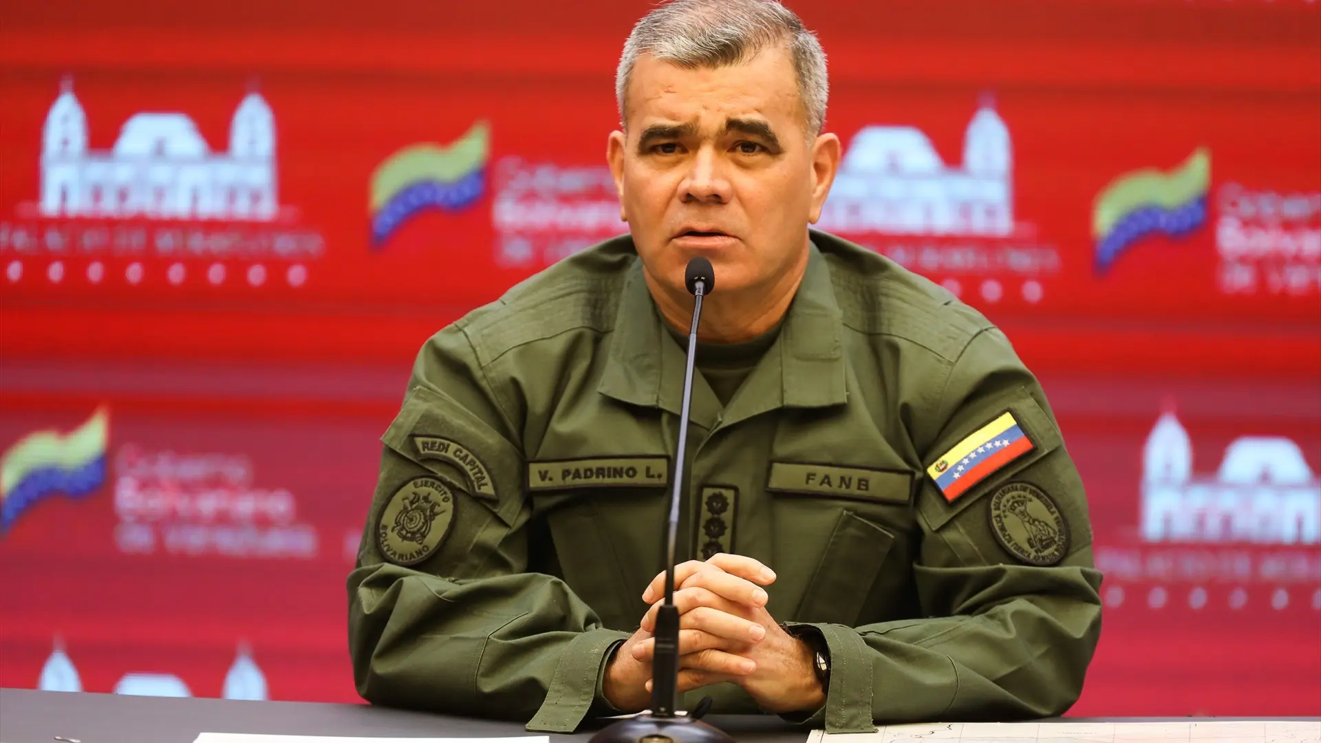 Venezuela denuncia «acoso militar» de aviones combate de EEUU cerca de sus costas