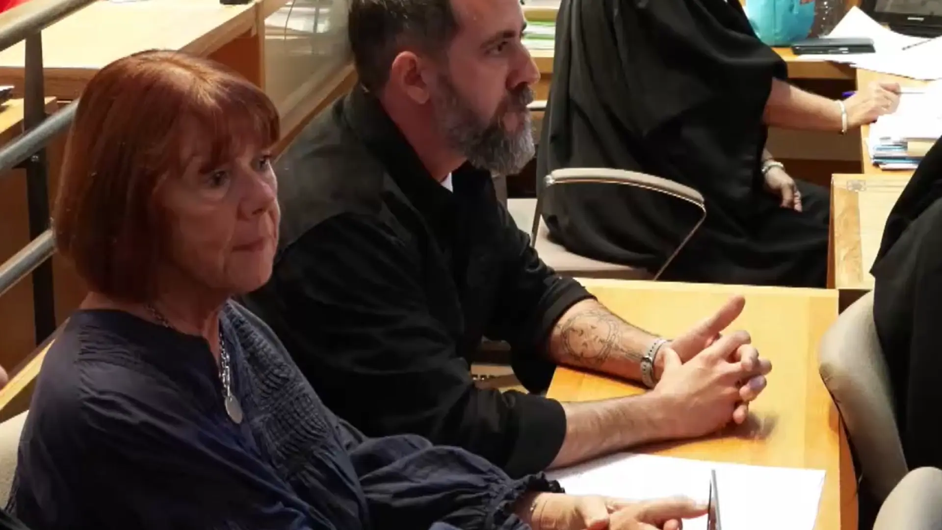 Gisèle Pelicot reaparece entre aplausos en otro juicio donde el condenado niega haberla violado: «Nunca supe que estaba drogada»