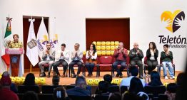 Entrega Delfina Gómez donativo de 25 mdp al Teletón para becas de rehabilitación de niñas, niños y adolescentes