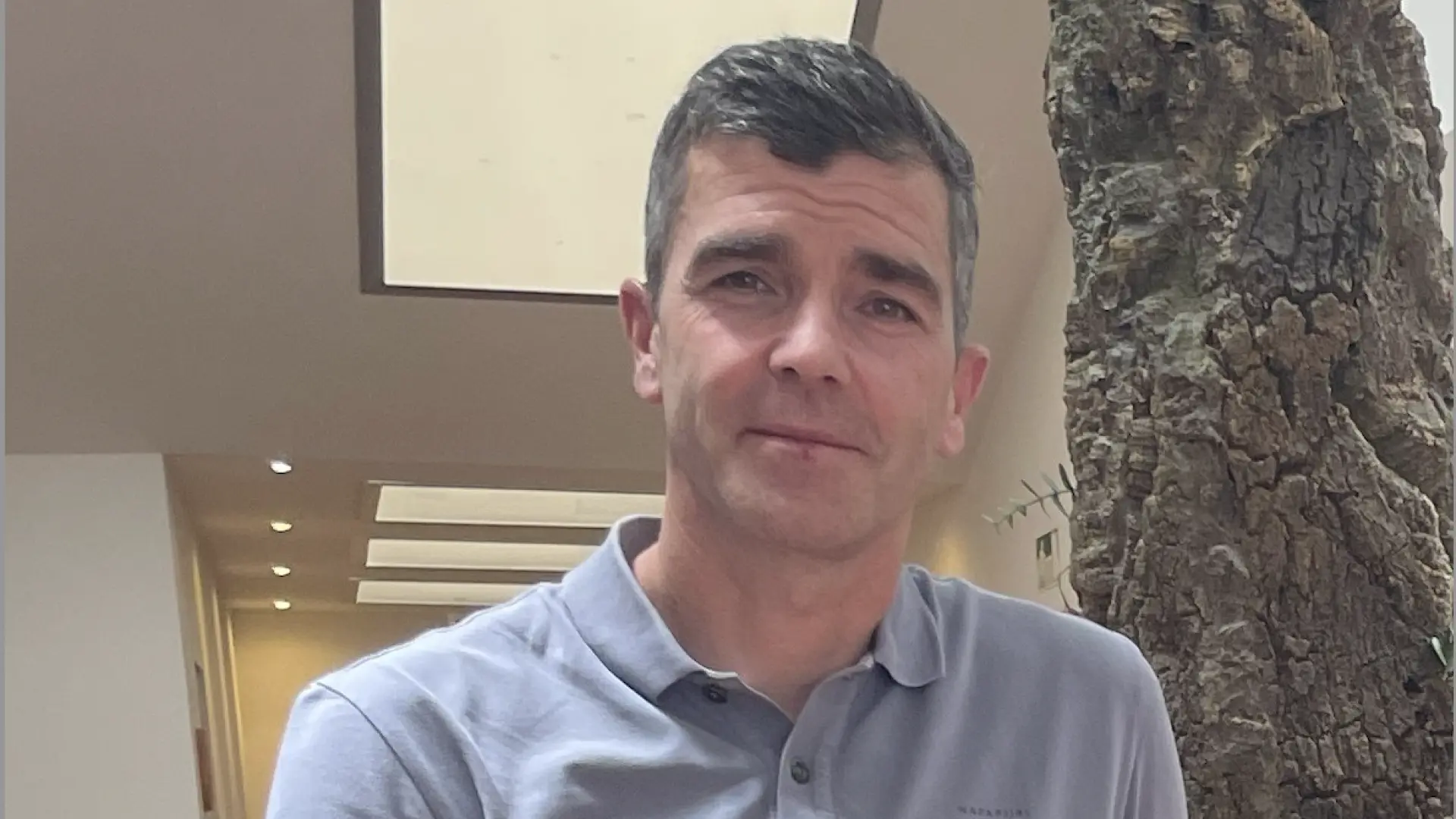 Jaime Rodríguez Vico, neurólogo: «La estigmatización de las migrañas hace que los pacientes lo oculten en el trabajo»