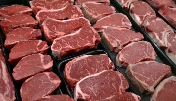 Trump pide a los ganaderos de EU bajar precios de la carne tras beneficiarse de los aranceles