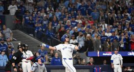 Azulejos de Toronto vencen a los Dódgers de Los Ángeles 11 – 4 en primer juego de la Serie Mundial