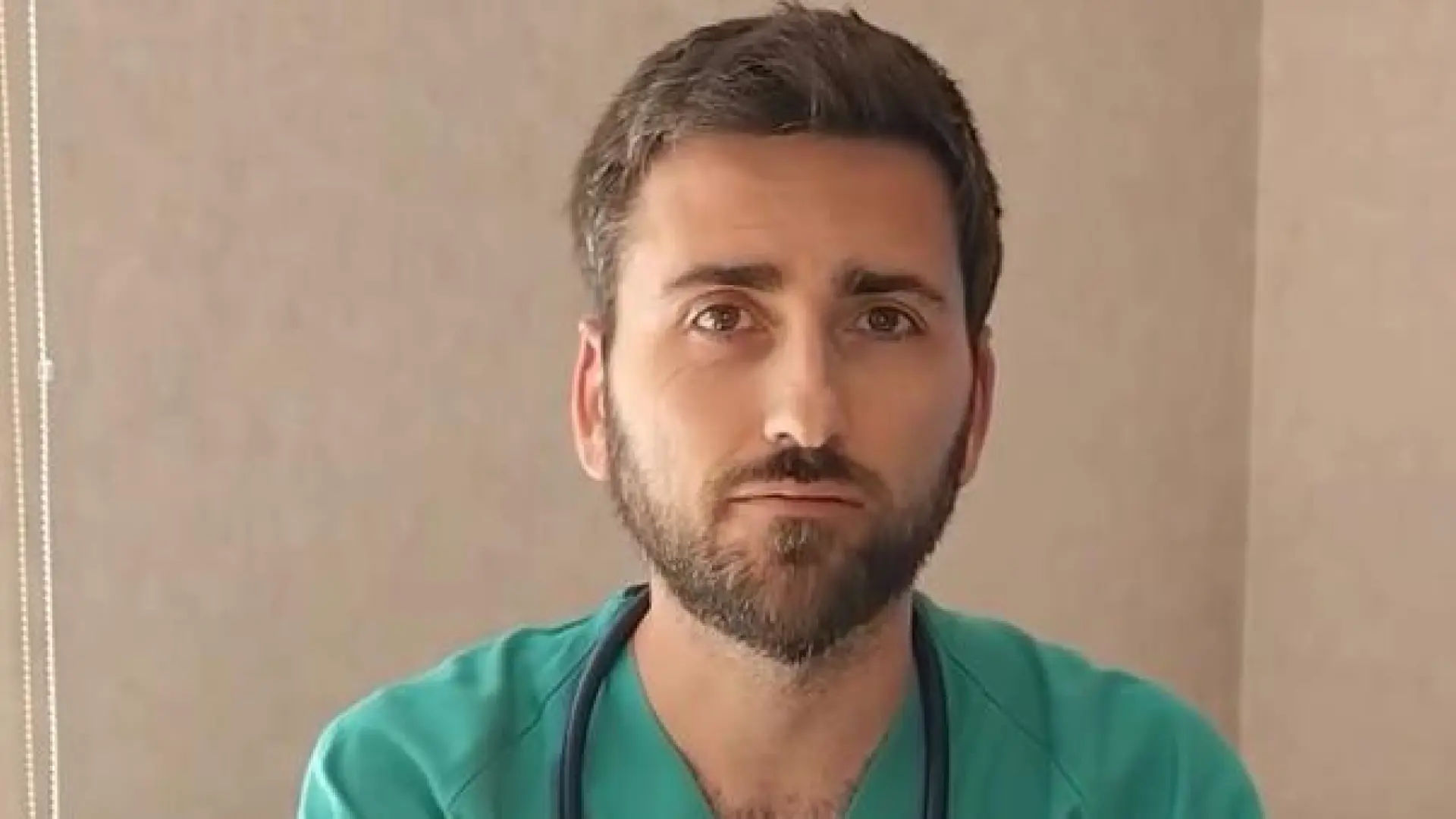 Borja Quiroga, nefrólogo: «Si tienes piedras de calcio en el riñón, no tienes que reducir el calcio, sino el oxalato»