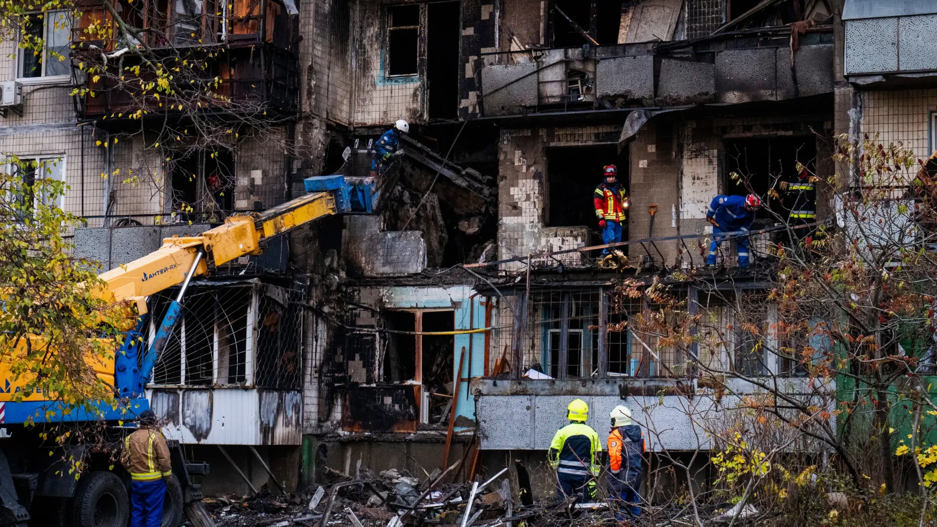 Rusia continúa su ataque masivo a Ucrania: lanza una lluvia de drones, misiles y bombas modificadas sobre Kiev y otras ciudades Rusia continúa su ataque masivo a Ucrania: lanza una lluvia de drones, misiles y bombas modificadas sobre Kiev y otras ciudades