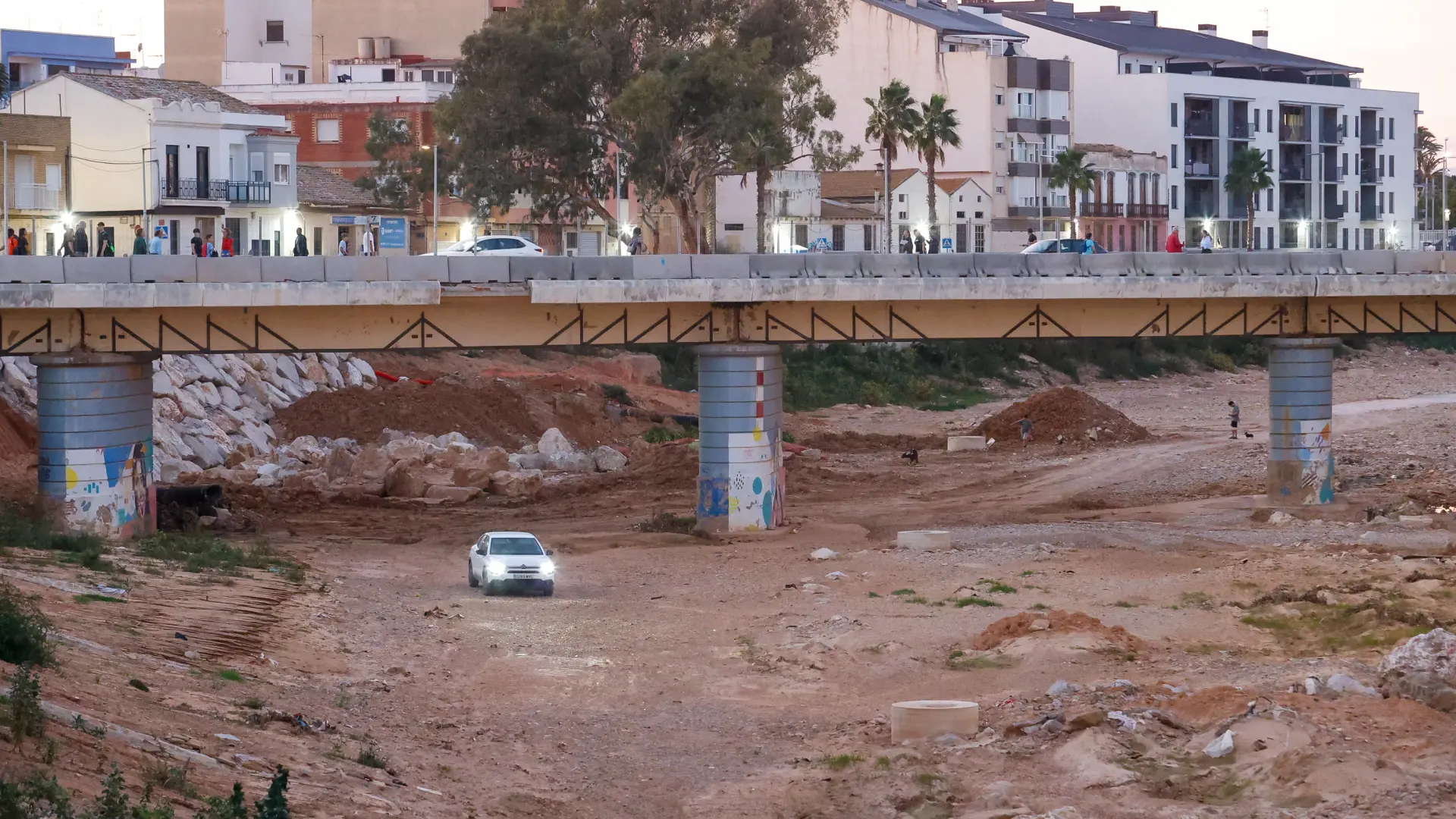 Un Gobierno que apuró los plazos, 1.600 millones o un kit de emergencia: el papel de la UE un año después de la DANA Un Gobierno que apuró los plazos, 1.600 millones o un kit de emergencia: el papel de la UE un año después de la DANA