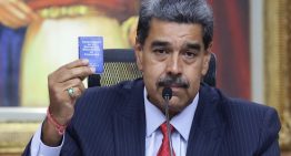 Maduro olvidó que la Constitución habla sobre la imposibilidad de privar la nacionalidad por nacimiento