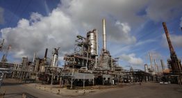 Bloomberg: Petróleo sube ante reportes de posible ataque de EEUU a Venezuela