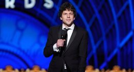 «Estoy muy emocionado de hacerlo»: El actor Jesse Eisenberg donará un riñón a un desconocido «Estoy muy emocionado de hacerlo»: El actor Jesse Eisenberg donará un riñón a un desconocido