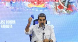 Maduro respondió a sus adeptos que siguen firmes ante «amenazas diarias» de EEUU en el Caribe