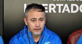 Flavio Robatto, el DT argentino que triunfa en el techo del mundo: cómo es dirigir al Bolívar en la altura, el papelito que lo marcó y por qué todavía no hay 'Scalonismo' Flavio Robatto, el DT argentino que triunfa en el techo del mundo: cómo es dirigir al Bolívar en la altura, el papelito que lo marcó y por qué todavía no hay 'Scalonismo'