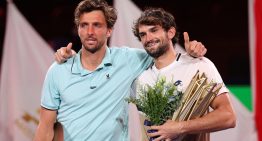 Valentin Vacherot ganó el duelo de primos para hacer historia en Shanghai: es el campeón de Masters 1000 con el ranking más bajo