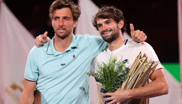 Valentin Vacherot ganó el duelo de primos para hacer historia en Shanghai: es el campeón de Masters 1000 con el ranking más bajo