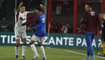 La pesadilla de Independiente no tiene fin: sumó otra derrota ante Lanús, lleva 14 partidos sin ganar y está cada vez más lejos de las copas