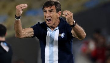 La reacción de Gustavo Costas tras el gol de Flamengo y qué dijo después del partido: «Vamos a ir a Lima»