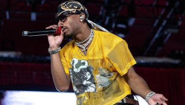 Rapero D4vd transfirió las escrituras de sus casas en Texas a su madre por este motivo