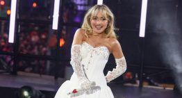 VIRAL: Sabrina Carpenter «arrestó» a Anne Hathaway durante su concierto en Nueva York (VIDEO) VIRAL: Sabrina Carpenter «arrestó» a Anne Hathaway durante su concierto en Nueva York (VIDEO)