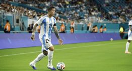 Enzo Fernández fue desafectado de la gira con la Selección por una lesión en su rodilla