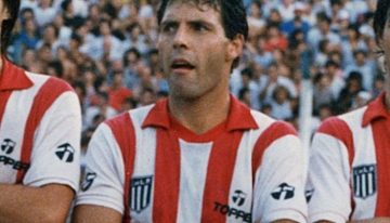 Miguel Ángel Russo y su historia como futbolista: un idilio de 13 años para lograr el respeto reverencial en Estudiantes de La Plata