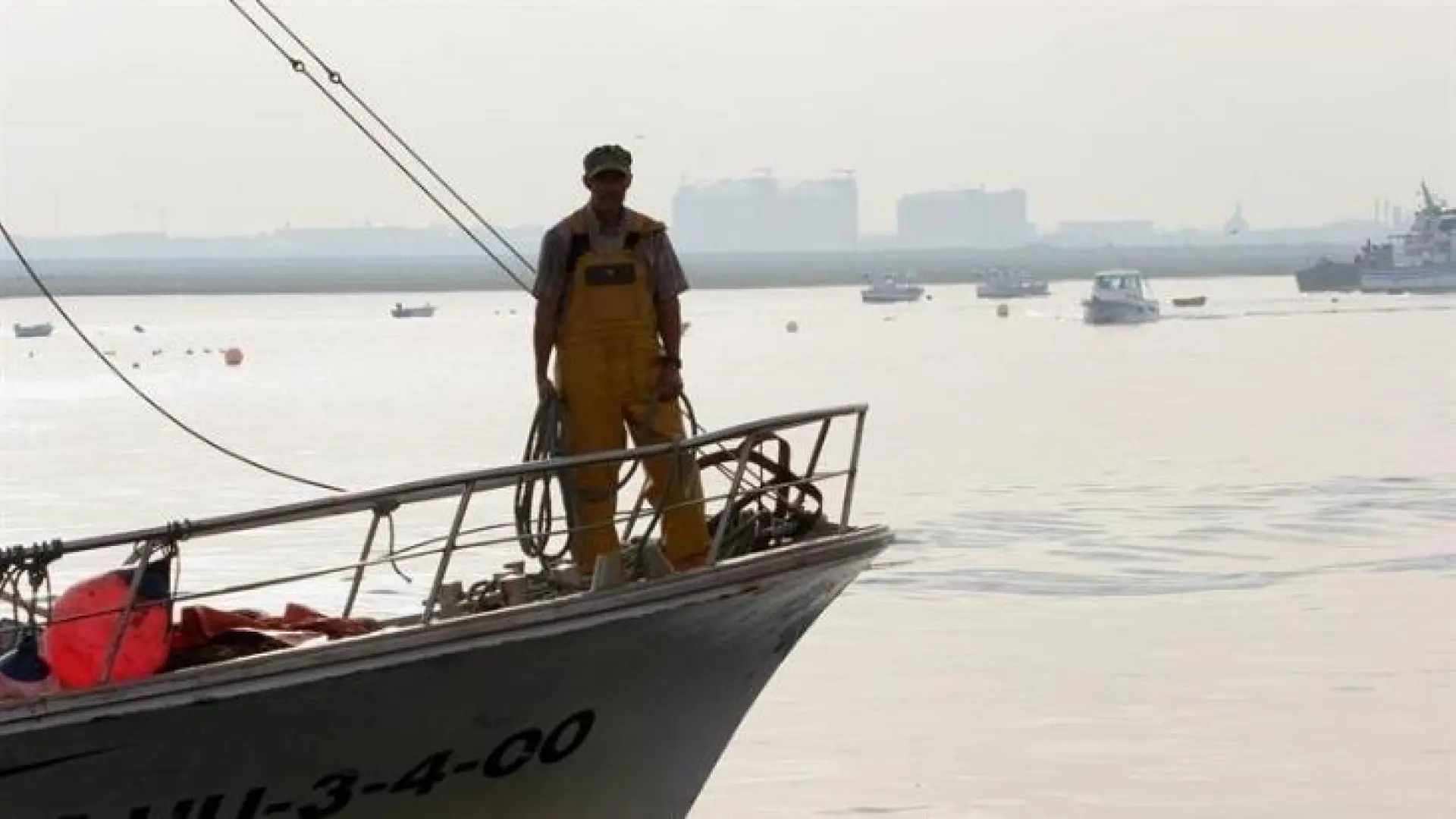 Mueren tres marineros gallegos en un accidente de tráfico en Namibia
