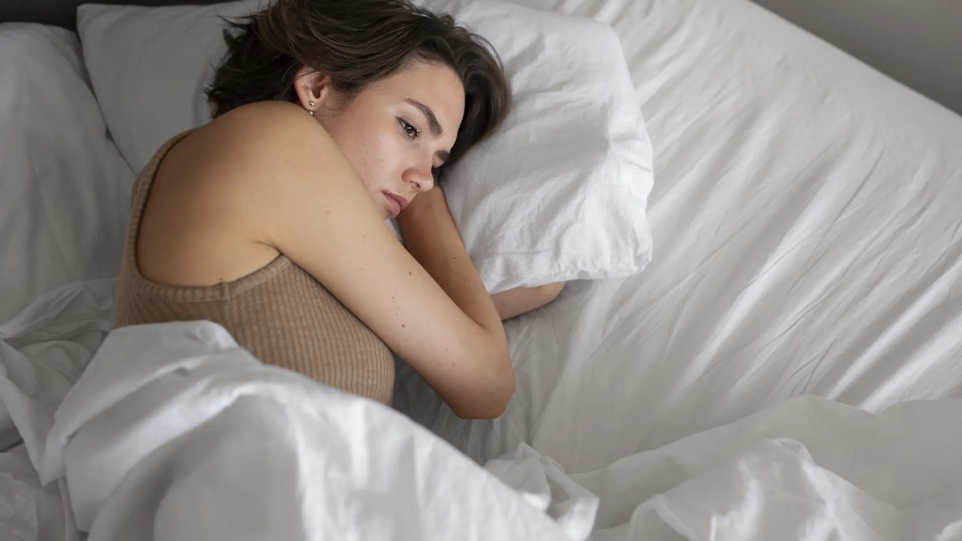 Isabel Viña, médica, explica por qué el ibuprofeno puede provocar insomnio: «Afecta a la regulación de los ciclos de sueño y vigilia» Isabel Viña, médica, explica por qué el ibuprofeno puede provocar insomnio: «Afecta a la regulación de los ciclos de sueño y vigilia»