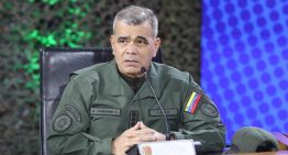 Padrino López fue a misa a elevar plegarias ante amenaza militar de EEUU