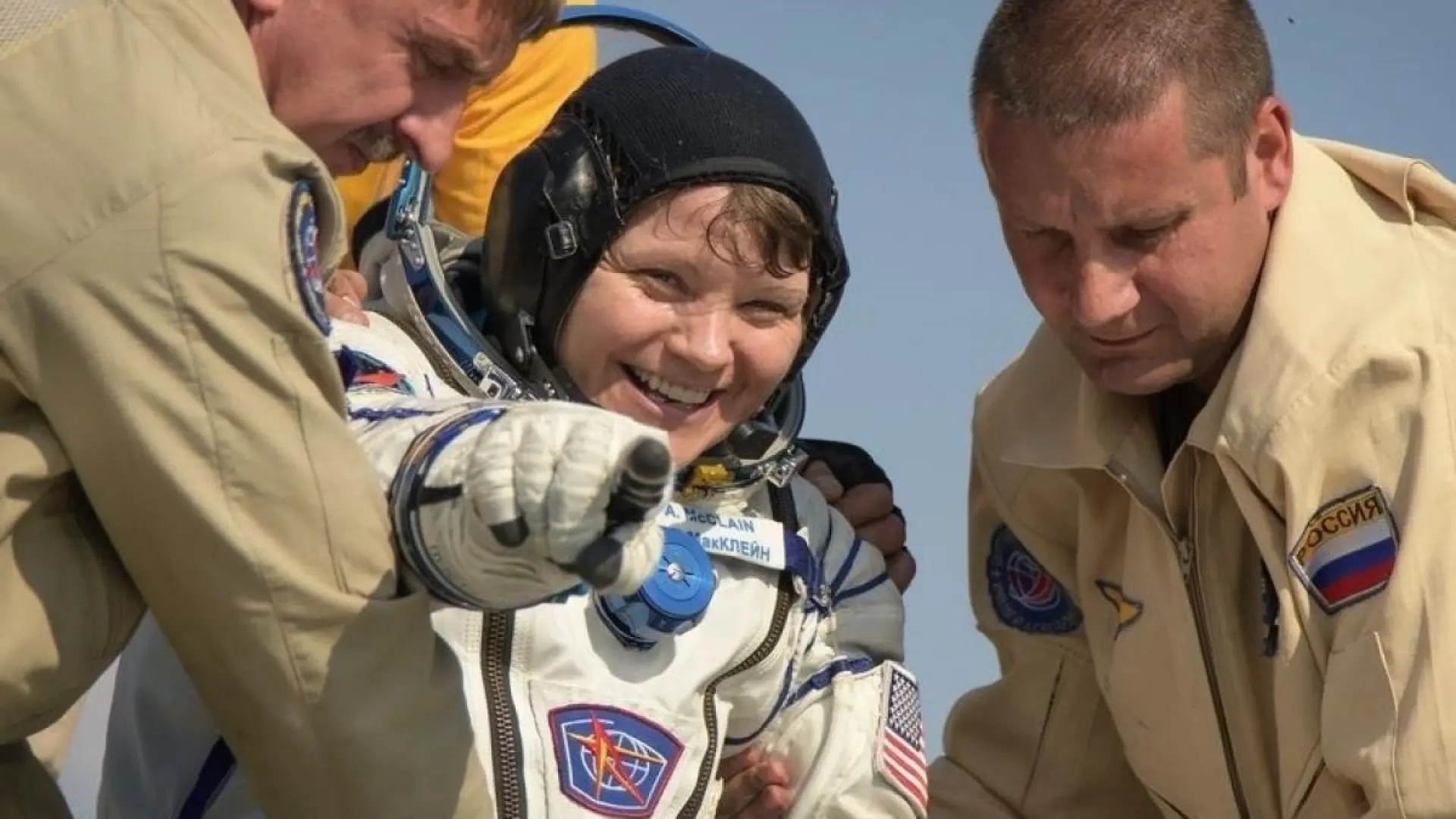 El primer «delito cometido en el espacio» nunca existió: la esposa de una astronauta admite ahora haber mentido a la Policía